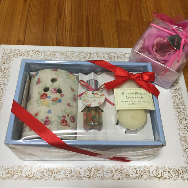 出産祝い 他サイト検討中!新品☆ブルーミーフラワー アロマギフト 出産祝い 他サイト検討中!新品☆ブルーミーフラワー アロマギフト