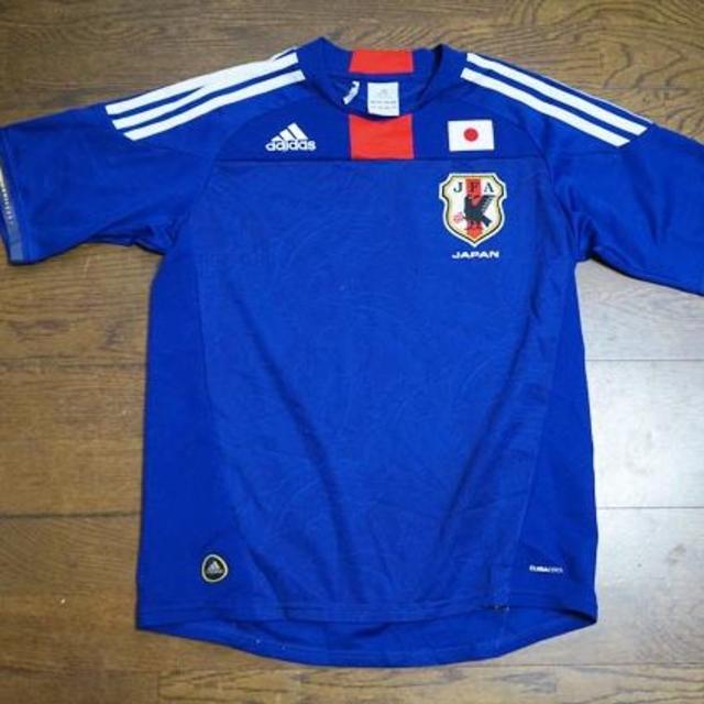 adidas(アディダス)のadidasアディダス ジュニア日本代表Tシャツ 2010モデル160 スポーツ/アウトドアのサッカー/フットサル(ウェア)の商品写真