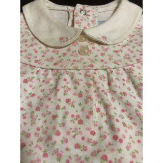 ミキハウス(mikihouse)のused☆ ミキハウス ファースト ７０小花柄可愛いセットアップ(Ｔシャツ)