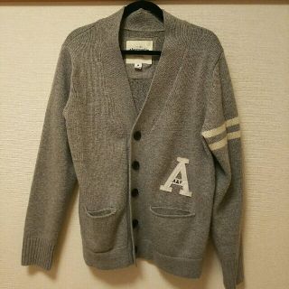 アバクロンビーアンドフィッチ(Abercrombie&Fitch)のアバクロ(カーディガン)