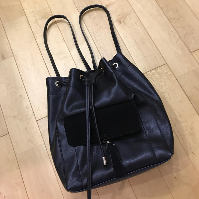 ZARA(ザラ)の専用となります★ザラ★ リュック ★ ブラック レディースのバッグ(リュック/バックパック)の商品写真