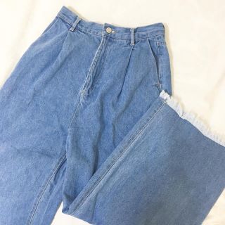 マジェスティックレゴン(MAJESTIC LEGON)のフリンジ デニムワイドパンツ(デニム/ジーンズ)