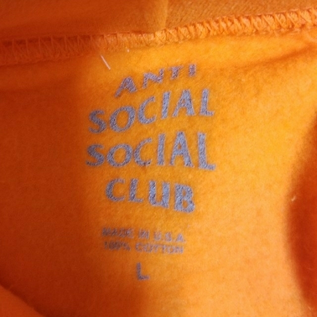 Supreme(シュプリーム)のanti social social club orange L メンズのトップス(パーカー)の商品写真