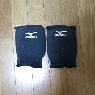 ミズノ(MIZUNO)のmizuno 膝用サポーター(バレーボール)