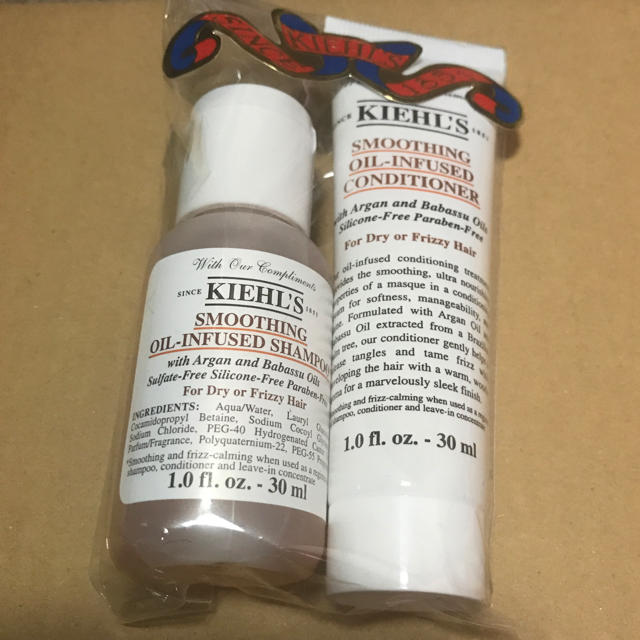 Kiehl's(キールズ)のキールズ トラベルサイズ シャンプー&コンディショナー コスメ/美容のキット/セット(サンプル/トライアルキット)の商品写真