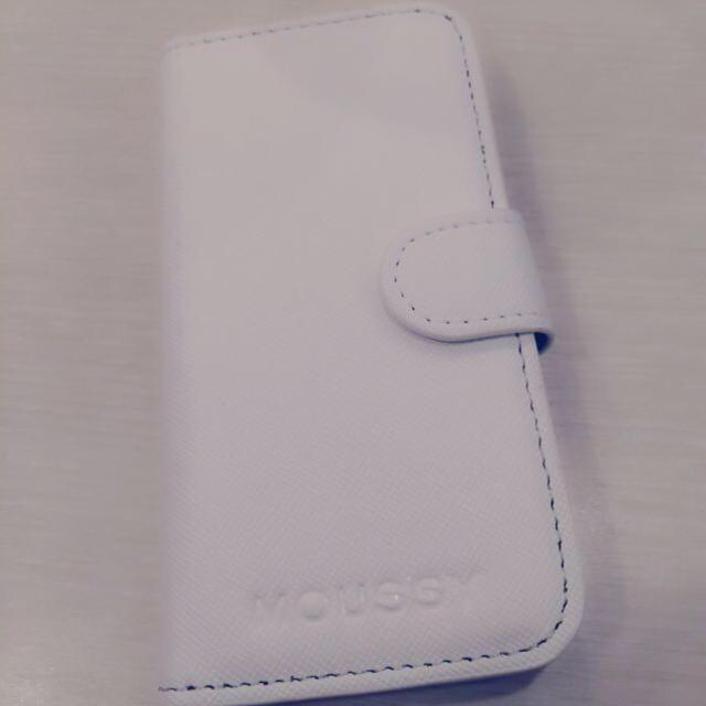 moussy(マウジー)のmoussy iPhoneケース 白 スマホ/家電/カメラのスマホアクセサリー(モバイルケース/カバー)の商品写真