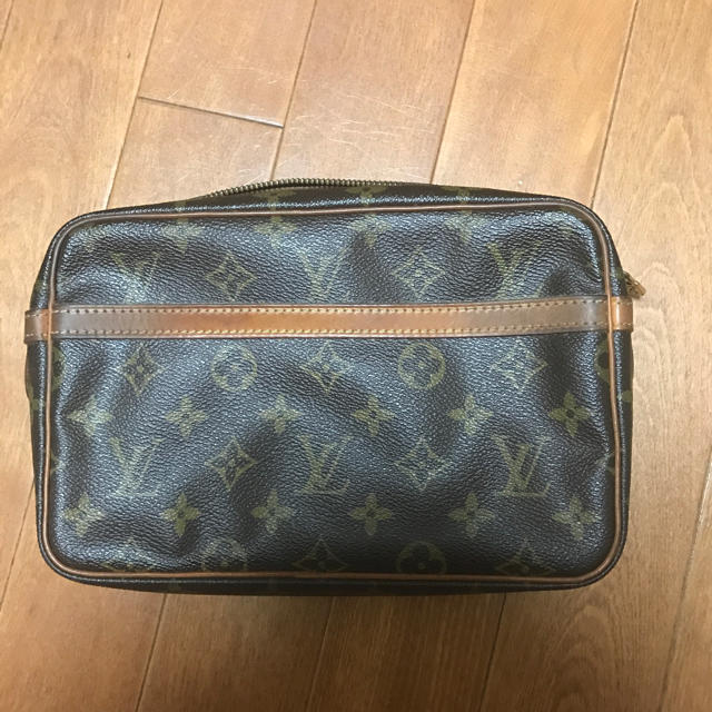 LOUIS VUITTON(ルイヴィトン)のルイ ヴィトン    セカンドバック メンズのバッグ(セカンドバッグ/クラッチバッグ)の商品写真