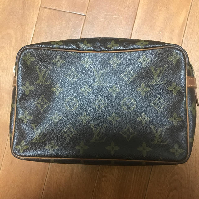 LOUIS VUITTON(ルイヴィトン)のルイ ヴィトン    セカンドバック メンズのバッグ(セカンドバッグ/クラッチバッグ)の商品写真