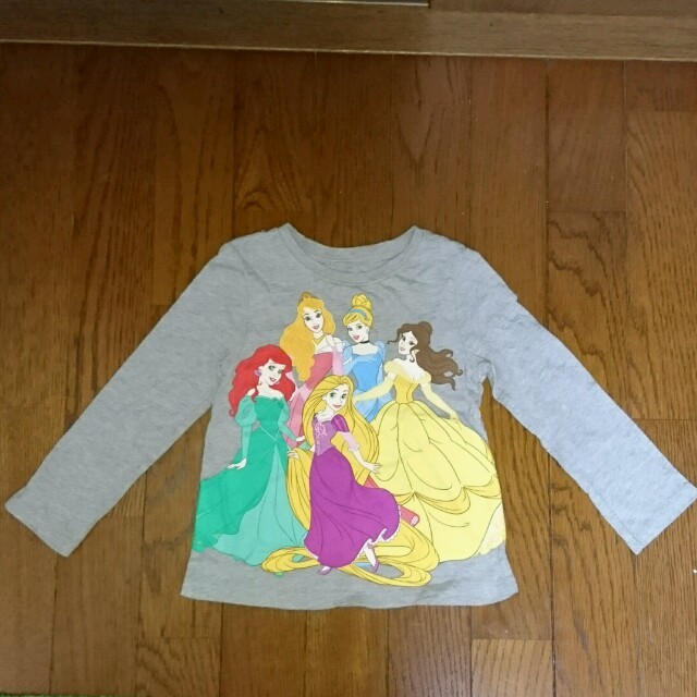 Old Navy(オールドネイビー)のプリンセス ロンT キッズ/ベビー/マタニティのキッズ服女の子用(90cm~)(Tシャツ/カットソー)の商品写真