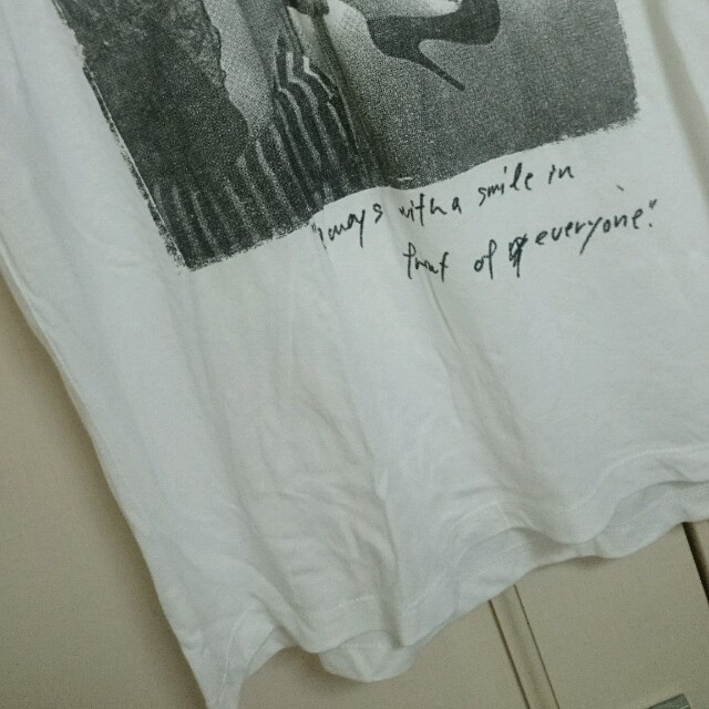 GU(ジーユー)のグラフィックＴ レディースのトップス(Tシャツ(半袖/袖なし))の商品写真