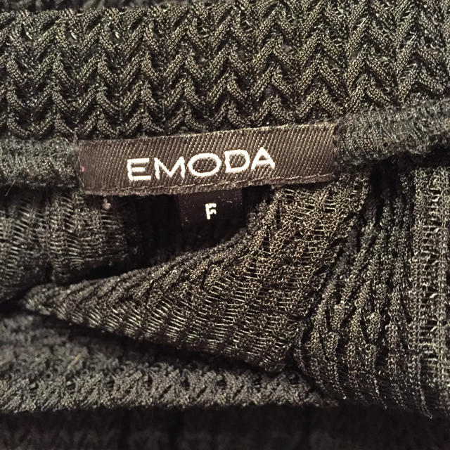 EMODA(エモダ)のEMODA ドルマンニット ポンチョ風 網目大 レディースのトップス(ニット/セーター)の商品写真