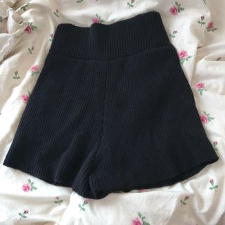 スナイデル(SNIDEL)のsnidel ニットショートパンツ 黒(ショートパンツ)