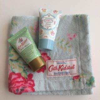 キャスキッドソン(Cath Kidston)の【送料込み】キャスキッドソン ハンドクリーム & ハンドタオル セット(ハンドクリーム)