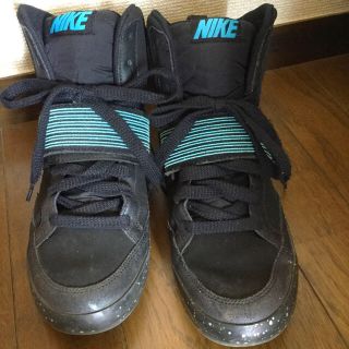 ナイキ(NIKE)のりんりん様専用！NIKE スニーカー 25.5cm(スニーカー)