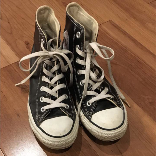 CONVERSE(コンバース)のコンバース レザー オールスター 24.5㎝ レディースの靴/シューズ(スニーカー)の商品写真