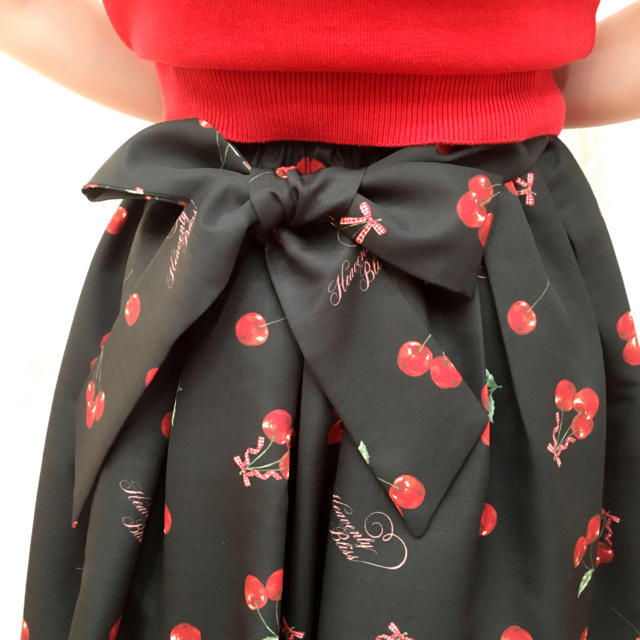 Ank Rouge(アンクルージュ)のハートロゴチェリースカート レディースのスカート(ミニスカート)の商品写真