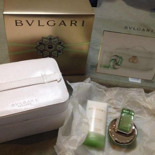 ブルガリ(BVLGARI)のBVLGARI♡香水セット♡ポーチ付き♡(香水(女性用))