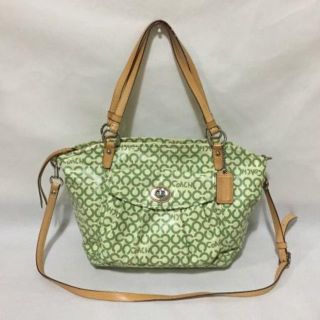 コーチ(COACH)のCOACHオプアートキャンバストート2wayショルダー トート書類バッグ仕事鞄(トートバッグ)