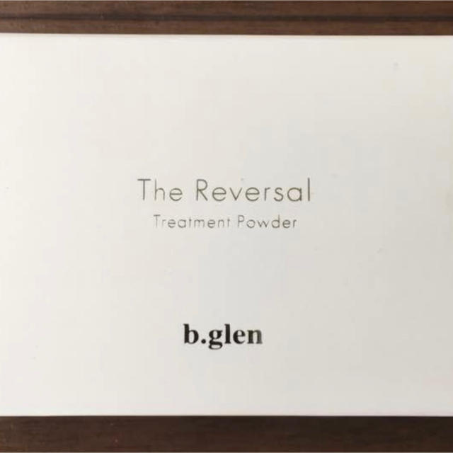 b.glen(ビーグレン)の新品未使用  ビーグレン リバーサルトリートメントパウダー コスメ/美容のベースメイク/化粧品(フェイスパウダー)の商品写真
