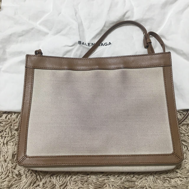 BALENCIAGA BAG(バレンシアガバッグ)のバレンシアガ キャンバス  レディースのバッグ(ショルダーバッグ)の商品写真