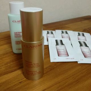 クラランス(CLARINS)の☆クラランス☆グランアイセラム現品(アイケア/アイクリーム)