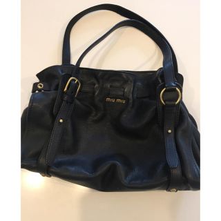 ミュウミュウ(miumiu)のミュウミュウ ＊レザーバック(ショルダーバッグ)