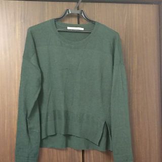 アズールバイマウジー(AZUL by moussy)の値下げしました！！カーキのニット(ニット/セーター)