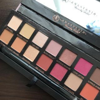 セフォラ(Sephora)の【期間限定値下】ANASTASIA Beverly Hills アイシャドウ (アイシャドウ)