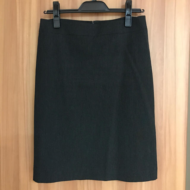 UNIQLO(ユニクロ)のストレッチタイトスカート レディースのスカート(ひざ丈スカート)の商品写真