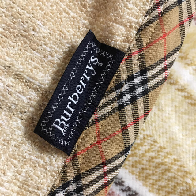 BURBERRY(バーバリー)のあやな様専用！バーバリー パイルブラン 2枚セット インテリア/住まい/日用品の寝具(毛布)の商品写真