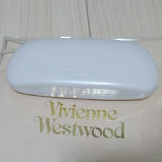 ヴィヴィアンウエストウッド(Vivienne Westwood)のVivienne Westwood ホワイトケース新品(サングラス/メガネ)