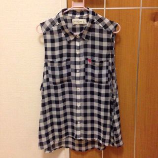 アバクロンビーアンドフィッチ(Abercrombie&Fitch)のアバクロ トップス(カットソー(半袖/袖なし))