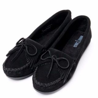 ミネトンカ(Minnetonka)の中古美品 Minnetonka ミネトンカ 黒 22.0cm(ローファー/革靴)