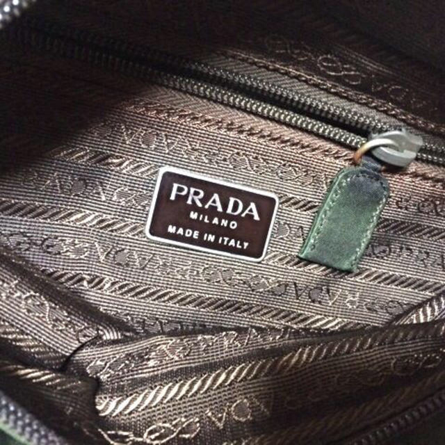 PRADA yokoさま専用PRADA綺麗なカーキ色の通販 by maririn15｜プラダならラクマ - 正規品