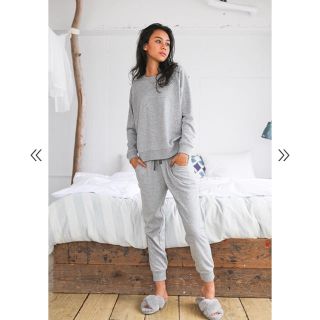 アリシアスタン(ALEXIA STAM)のFeather Embroidered Room Wear Gray(ルームウェア)