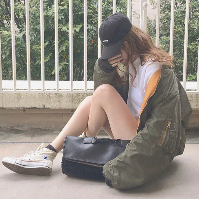 moussy(マウジー)のmoussy☆大人気完売MA-1 レディースのジャケット/アウター(ブルゾン)の商品写真