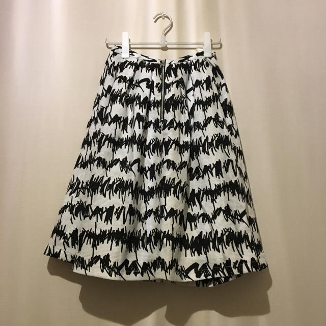 UNITED ARROWS(ユナイテッドアローズ)のユナイテッドアローズ フレアスカート レディースのスカート(ひざ丈スカート)の商品写真
