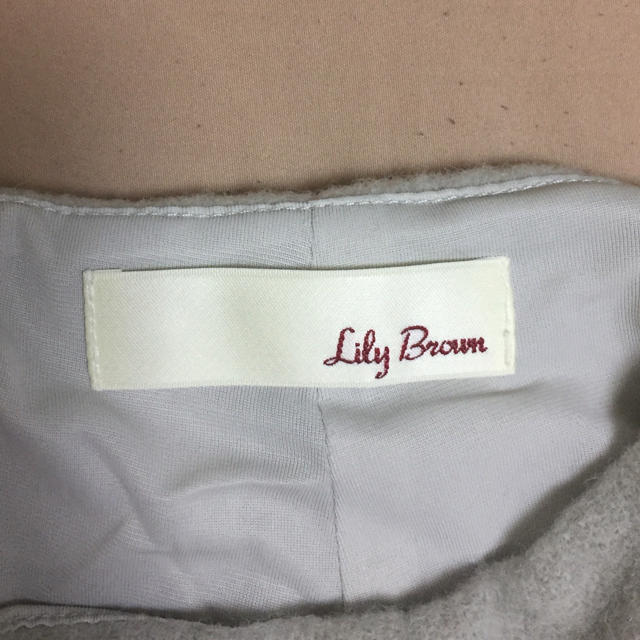 Lily Brown フェザーショートパンツ