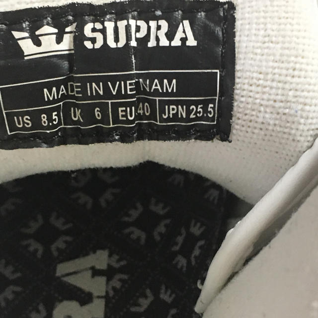 SUPRA(スープラ)のSUPRA スニーカー 25.5 メンズの靴/シューズ(スニーカー)の商品写真