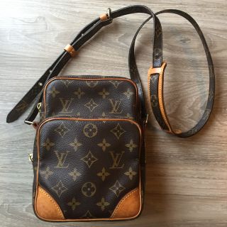 ルイヴィトン(LOUIS VUITTON)のルイヴィトン ショルダーバッグ(ショルダーバッグ)