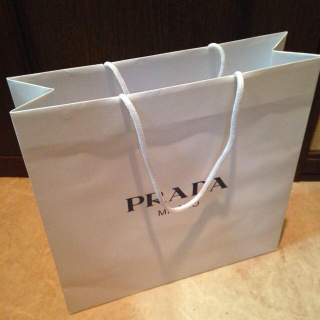 PRADA(プラダ)のプラダのショップ袋 レディースのバッグ(ショップ袋)の商品写真