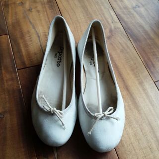 レペット(repetto)の削除予定！最終価格。レペット　BB　37 白(バレエシューズ)