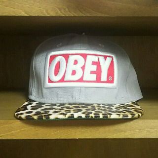 オベイ(OBEY)のobey(キャップ)