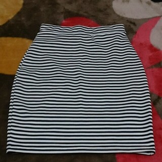 セシルマクビー(CECIL McBEE)のボーダータイトスカート♡(ひざ丈スカート)