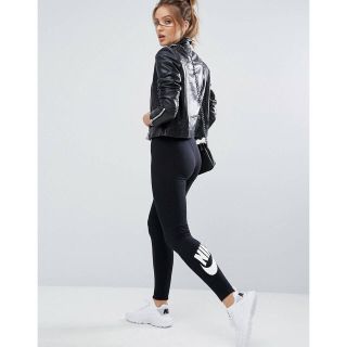 ナイキ(NIKE)の♡新品 nike 直輸入  ナイキロゴレギンス　Mサイズ♡(レギンス/スパッツ)