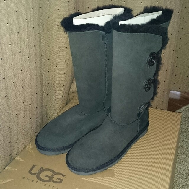 新品未使用:UGGムートンブーツ♪