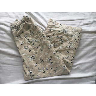ユナイテッドアローズ(UNITED ARROWS)のユナイテッドアローズ 刺繍パンツ(カジュアルパンツ)