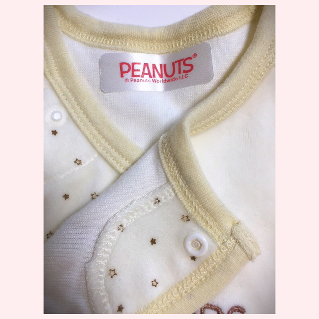 PEANUTS(ピーナッツ)のPEANUTS ロンパース キッズ/ベビー/マタニティのベビー服(~85cm)(ロンパース)の商品写真