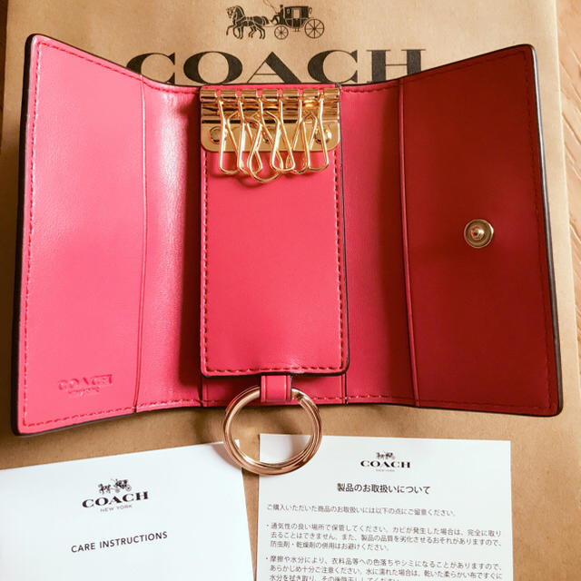 限定☆花柄☆COACH(コーチ) 6連キーケース 限定☆花柄☆COACH(コーチ) 6連キーケース