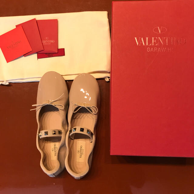 valentino garavani - VALENTINO バレエシューズ 新品未使用の通販 by ...